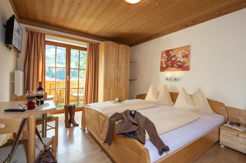 Silberkrug Otel Dorfgastein Oda fotoğraf